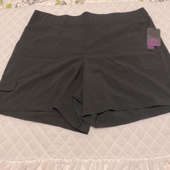 ❤️BRAND NEW Reebok Active Plus Size Shorts - Picture 2 of 7